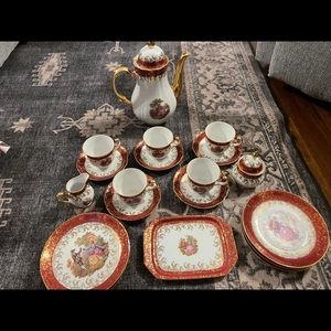 Bavaria, Germany Handarbeit 24K Gold 20 Piece Tea